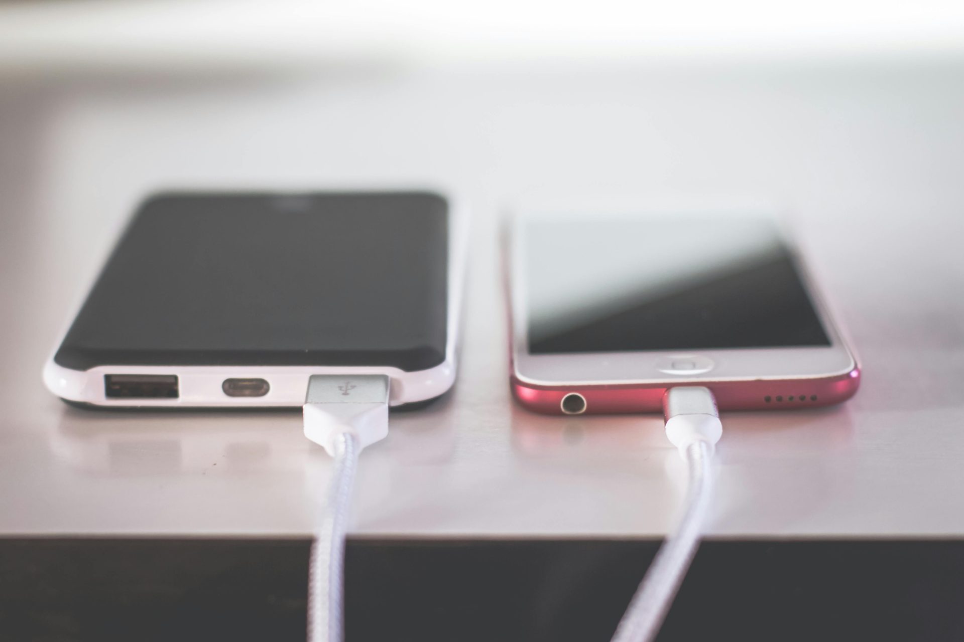 Funções pouco utilizadas do USB do seu celular (não serve só para carregar)