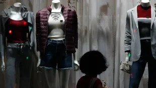 Uma das marcas de roupas mais conhecidas do mundo está chegando ao fim e cerca de 30 lojas vão fechar
