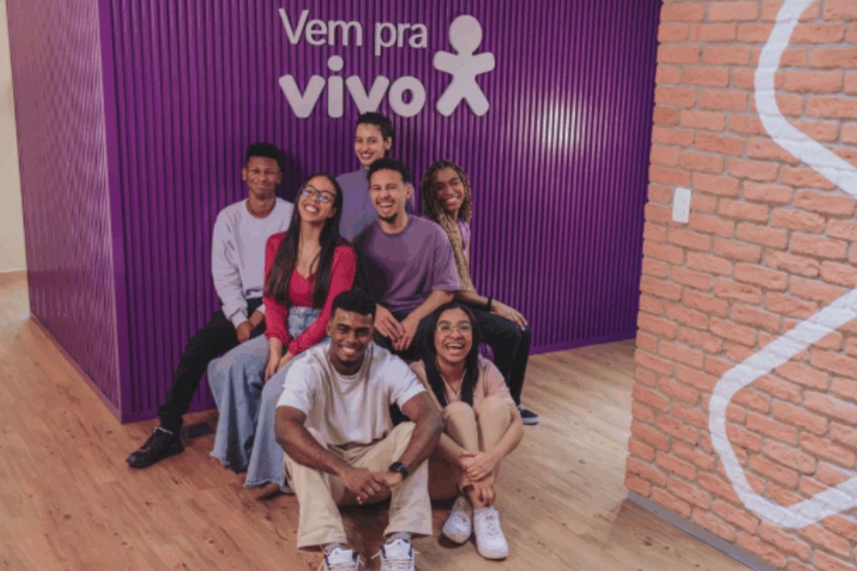 Com diversos benefícios, Vivo abre vagas para programa de Jovem Aprendiz