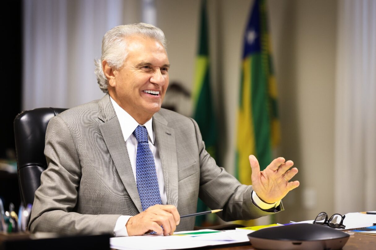 Com aprovação de 88%, Caiado dispara como o governador mais popular do país