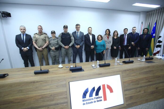 Colégios militares de Goiás ficam proibidos de cobrar mensalidades, uniformes e formaturas
