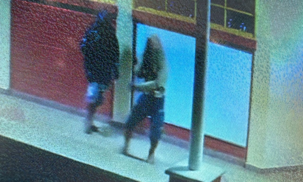 Adolescentes são filmados furtando escola em Aparecida de Goiânia; dois foram detidos pela PM