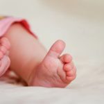 Ilustração de uma bebê. (Foto: Mikhail Maslov/Pexels)