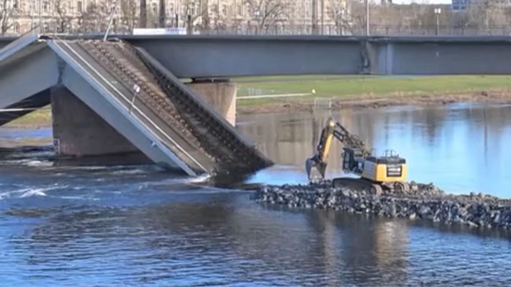 Bomba da Segunda Guerra Mundial foi encontrada em Dresden. (Foto: Captura de Tela/Youtube/Euronews em Português)