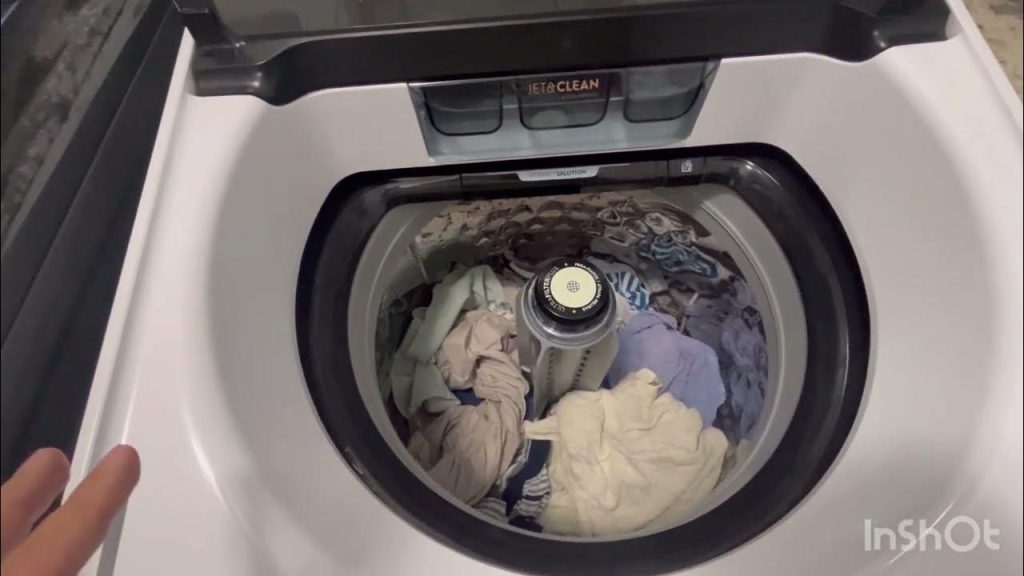 A maneira de reduzir o consumo da máquina de lavar em até 50%, segundo técnicos