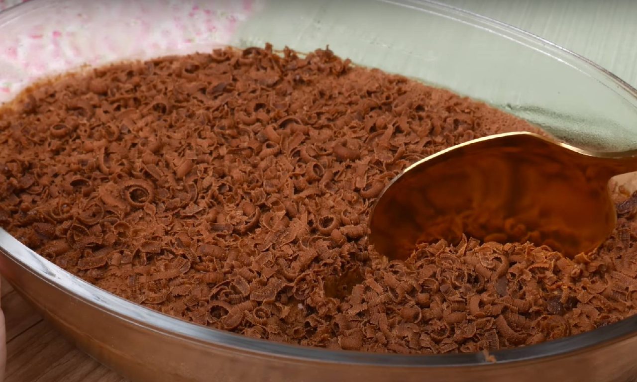 Deliciosa receita de mousse de chocolate (leva só dois ingredientes e é feita no liquidificador)