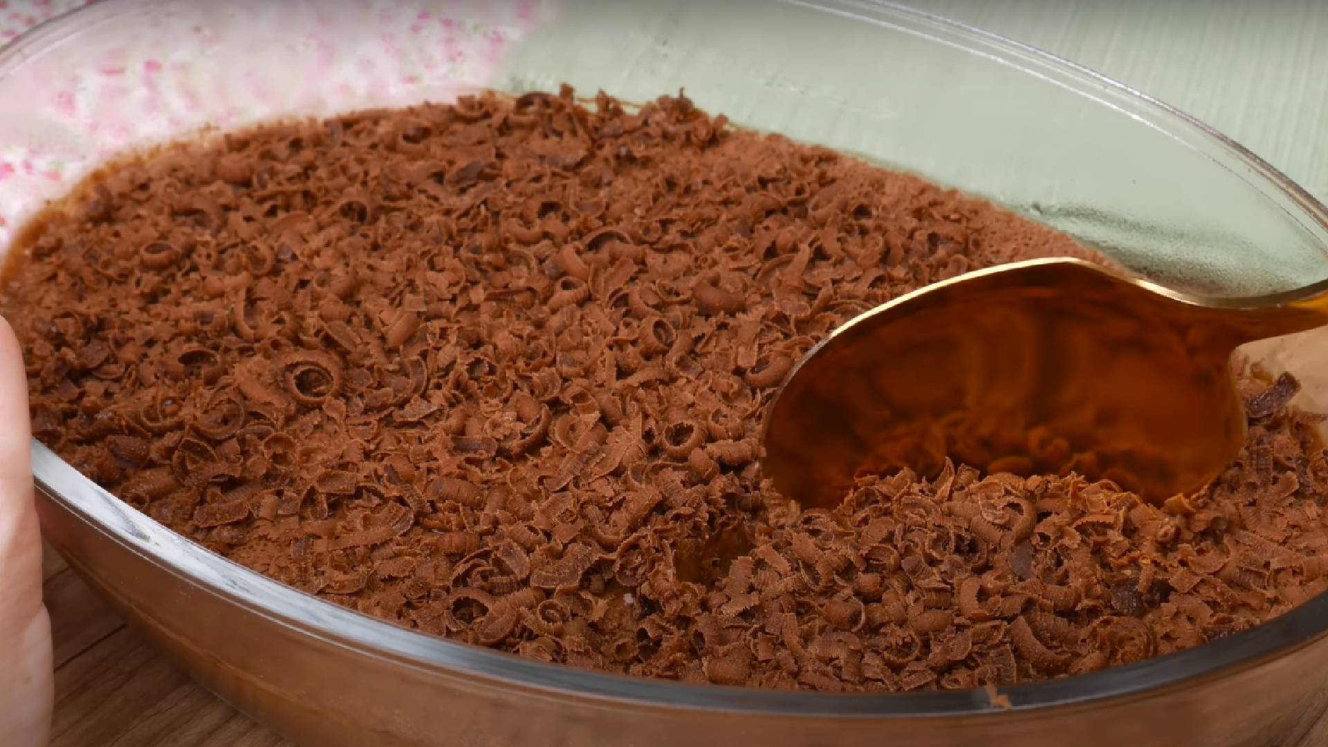 Deliciosa receita de mousse de chocolate (leva só dois ingredientes e é feita no liquidificador)