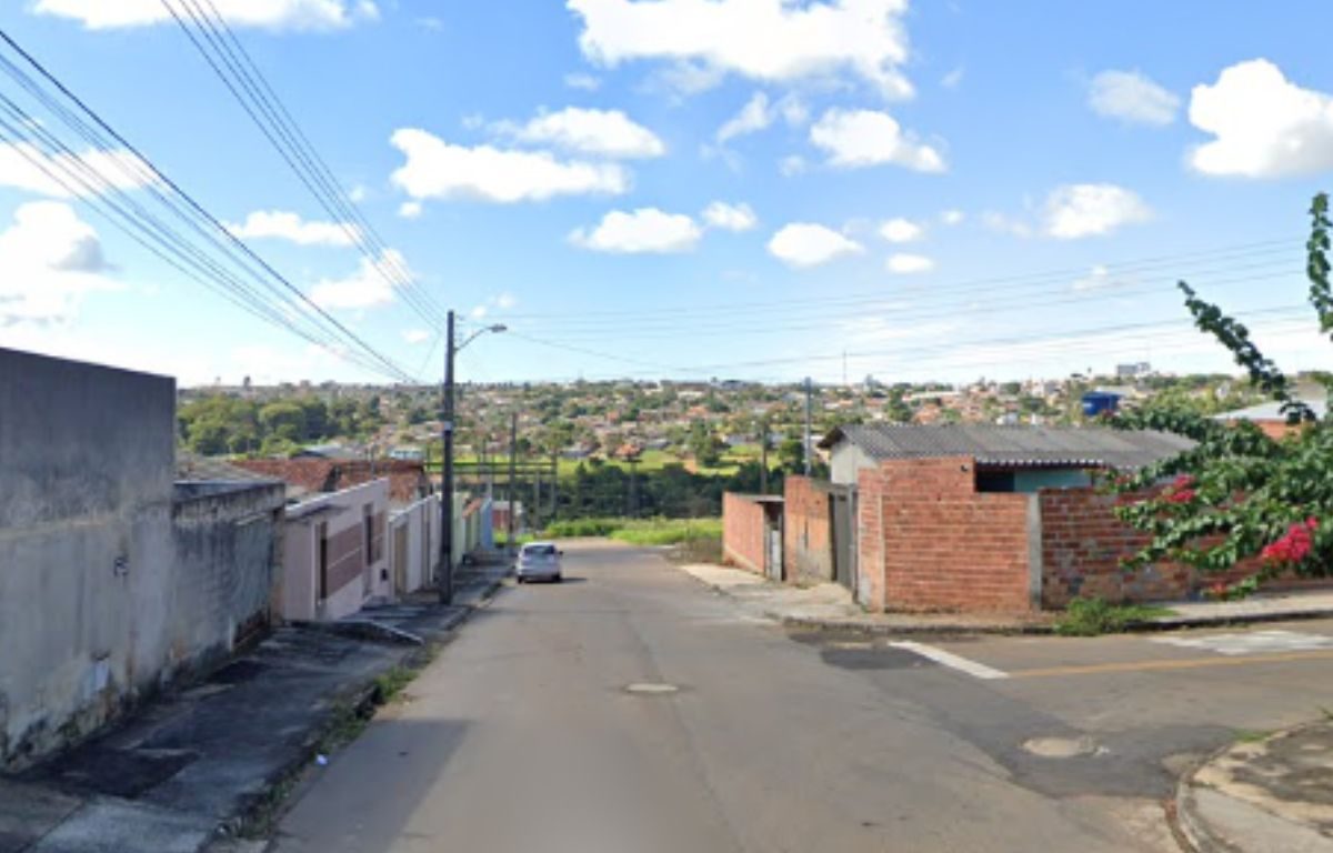 Diarista é presa em Anápolis após ser flagrada com joias furtadas de casa onde trabalhava