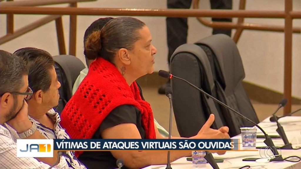 Áudio revela ‘Silvia Doida’ se gabando de influência na mídia e dizendo que pautou Oloares