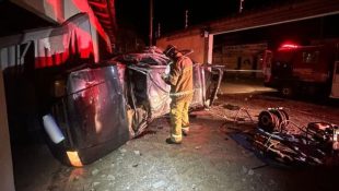 Jovem morre após perder controle do carro e colidir contra muro de casa, em Goiás