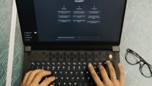 6 palavras que não devem ser usadas no ChatGPT, segundo a própria IA