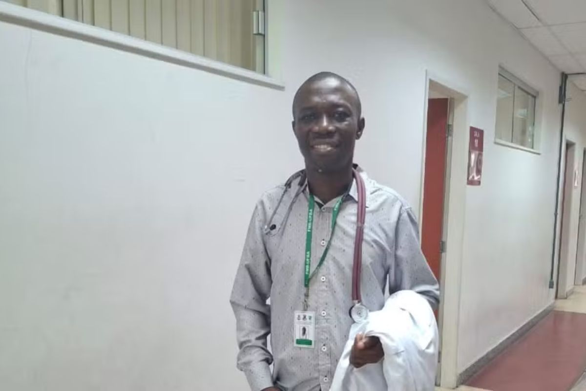 Conhecido por confundir Guiana com Goiânia, homem supera obstáculos, aprende português e cursa medicina após passar no Enem