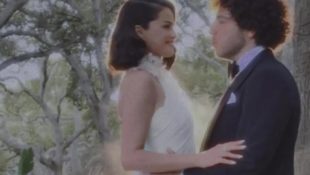 Selena Gomez e Benny Blanco se casaram.