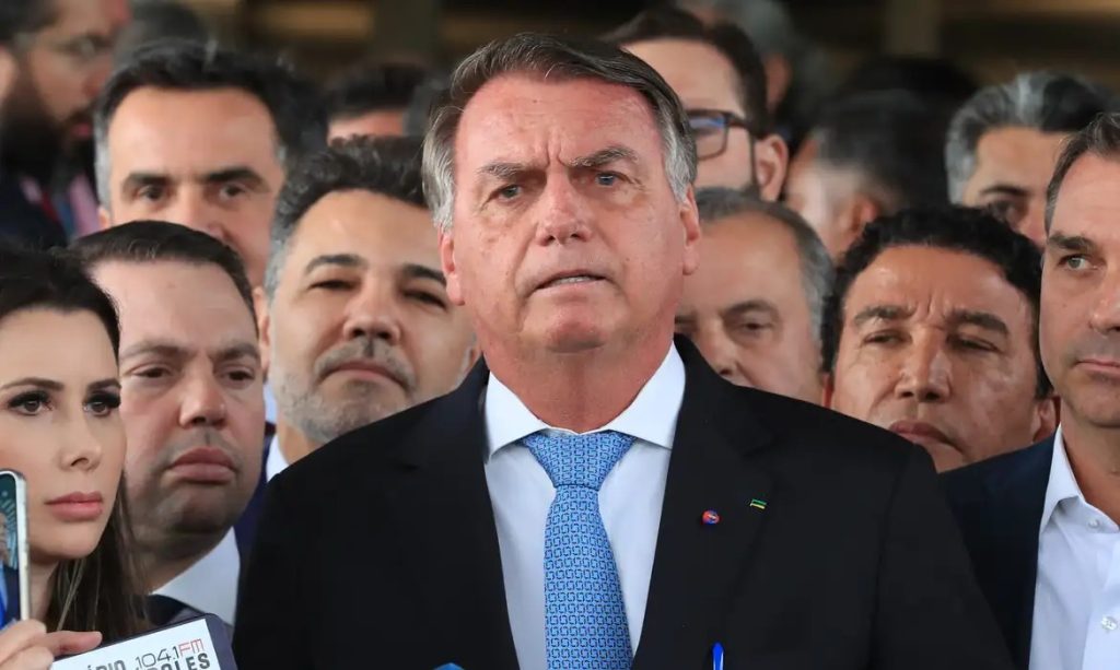 Começa o julgamento de Jair Bolsonaro pelo STF; assista