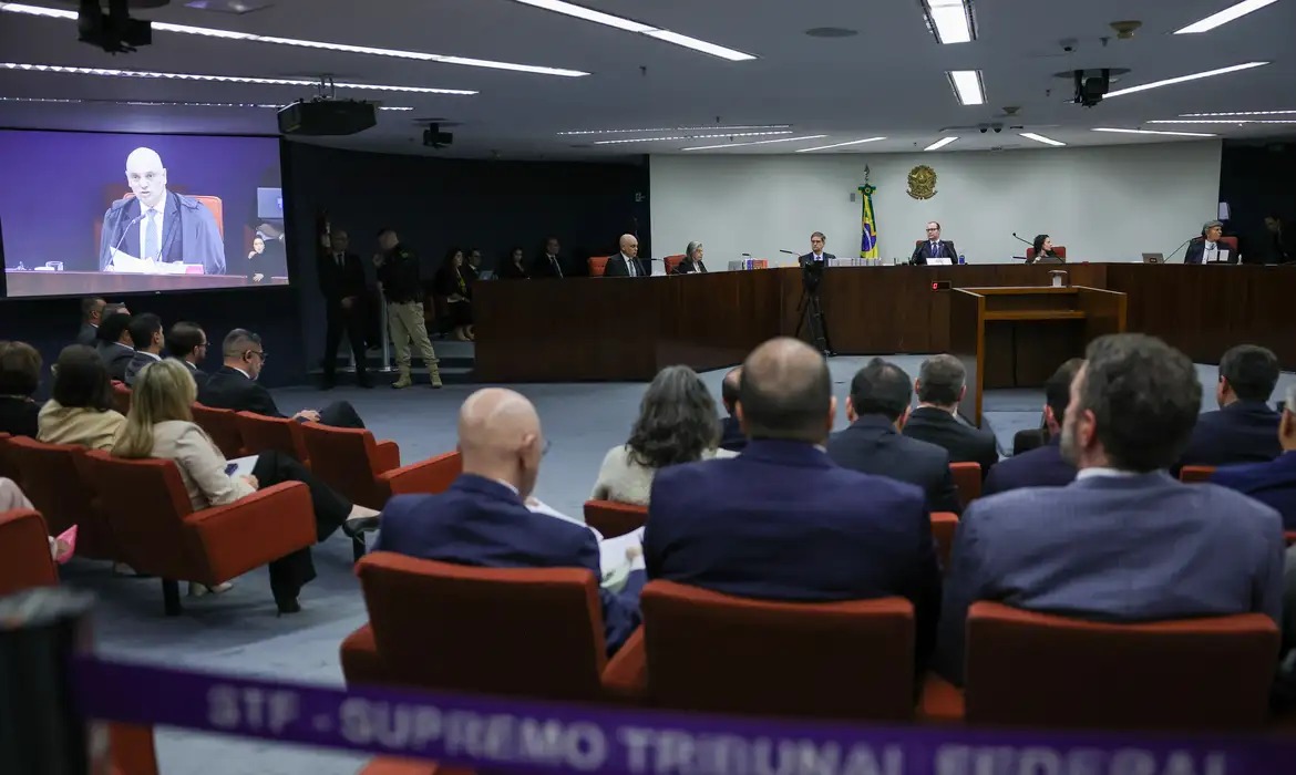 Sessão de julgamento de Bolsonaro no STF. (Foto: Fabio Rodrigues-Pozzebom/Agência Brasil)