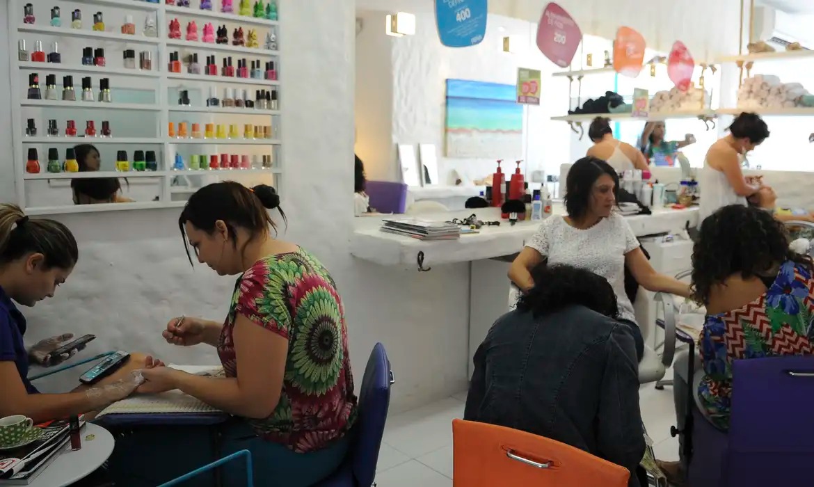 Unhas em gel