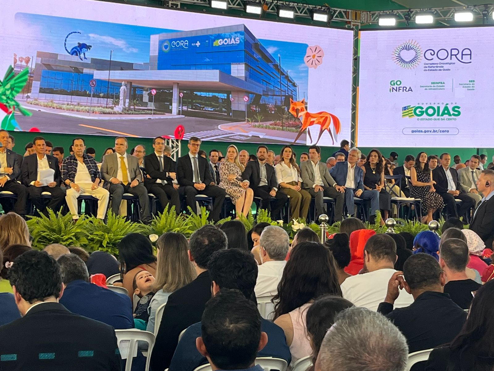 Caiado inaugura Cora, referência nacional no tratamento de câncer pelo SUS