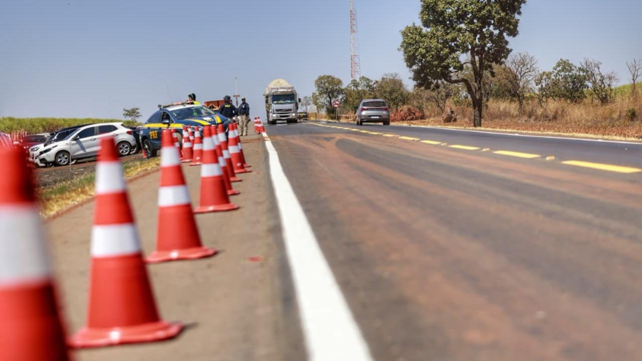 Trecho da BR-153 sofre interdição e motoristas de Anápolis devem ficar atentos às mudanças