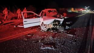 Motorista morre após invadir pista e sofrer grave acidente no interior de Goiás