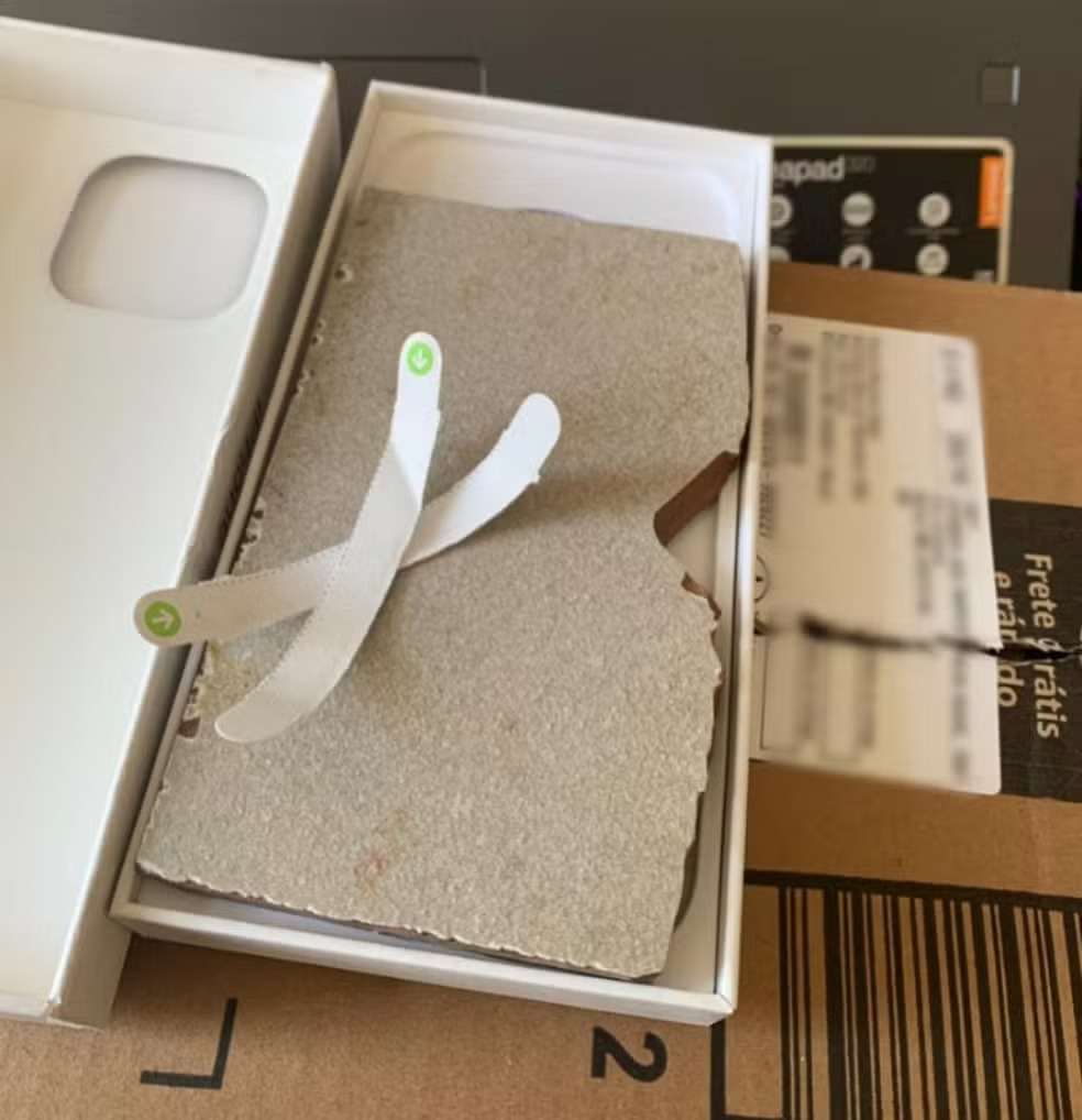Sonho vira pesadelo para mulher que comprou iPhone pela Amazon