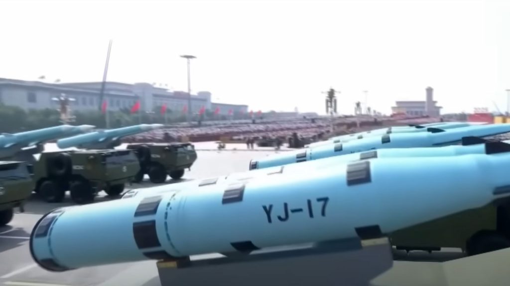 Desfile exibiu poder bélico da China. (Foto: Captura de Tela/Youtube/Euronews em Português)