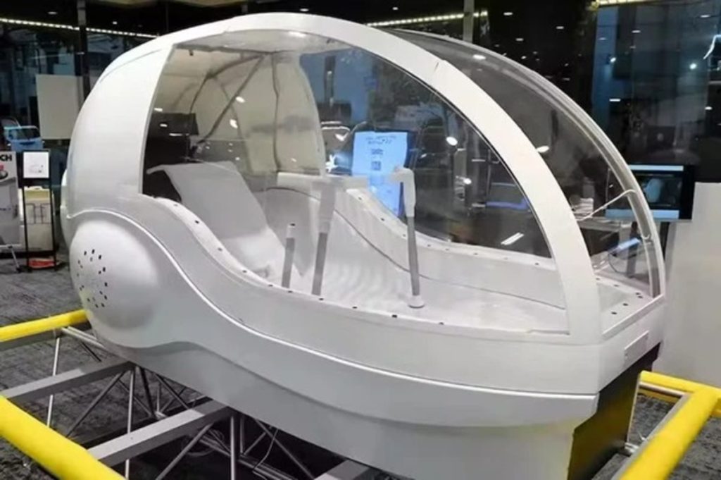 Japão cria máquina capaz de lavar pessoas com roupa e tudo; veja como funciona