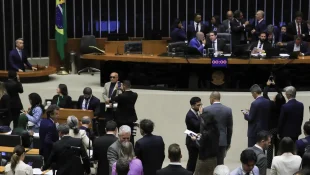 Aprovada urgência de PL que libera R$ 1,5 bi para saúde e educação