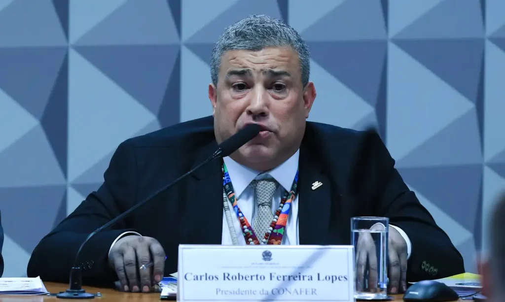 Presidente de associação é preso em CPMI do INSS por suposta mentira