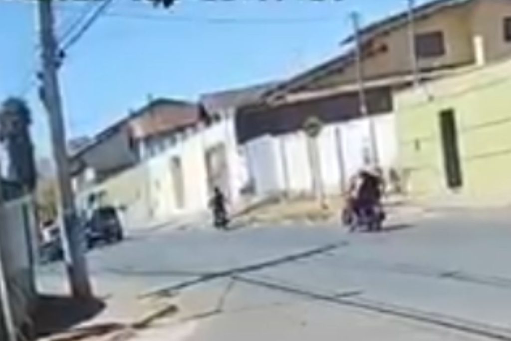 Câmera filmou momento em que homem é morto a tiros no Jardim das Oliveiras, em Anápolis