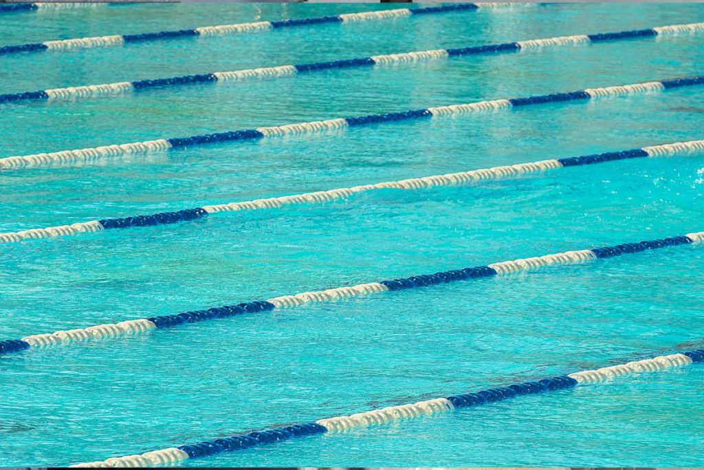 Mãe denuncia homem que teria mostrado genital para filho e sobrinho dela em clube de Anápolis