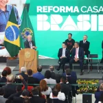 Lula lança programa de reforma de casas e defende ação para invisíveis