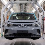 Concessionária vai interromper a produção de carros elétricos porque não está vendendo o suficiente