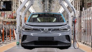 Concessionária vai interromper a produção de carros elétricos porque não está vendendo o suficiente
