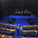 Congresso aprova isenção do IR por tempo indeterminado