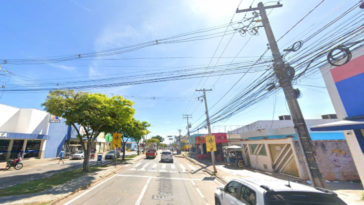 Avenida Fernando Costa, via principal da Grande Jaiara