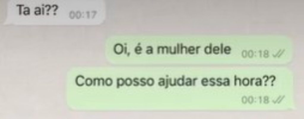 Esposa flagra mensagem da vizinha para o marido e resposta surpreende