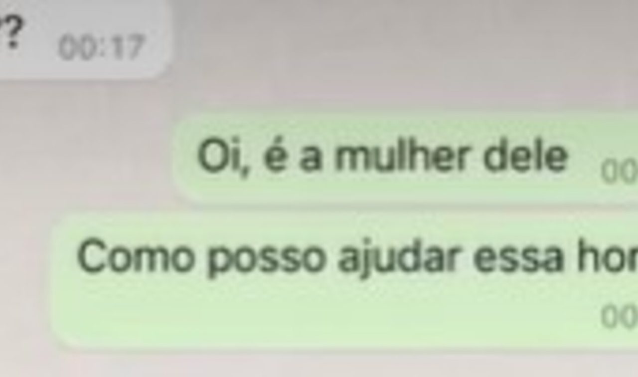 Esposa flagra mensagem da vizinha para o marido e resposta surpreende