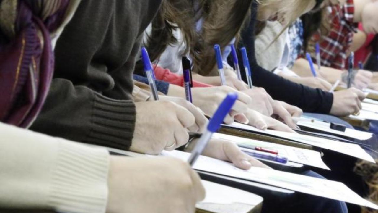 Últimos dias para se inscrever em concurso público com salários de até R$ 7 mil em Goiás