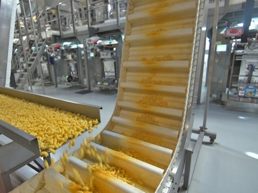 Desafiando gigantes do setor, marca brasileira de salgadinhos fatura R$ 130 milhões