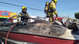 Veja destruição causada após lancha pegar fogo em oficina de Anápolis