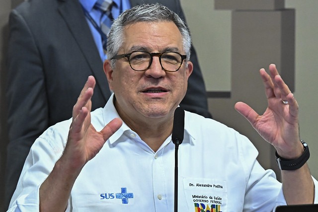 Ministério anuncia compra de 2.500 tratamentos para intoxicação de metanol