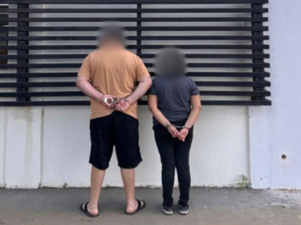 Casal suspeito de aplicar golpes contra idosos foi preso no entorno do DF. (Foto; Divulgação/PC)