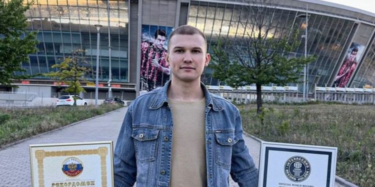 Jovem de 23 anos se aposenta com pensão integral após dois anos de trabalho