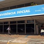 Jovem de 23 anos se aposenta com pensão integral após dois anos de trabalho