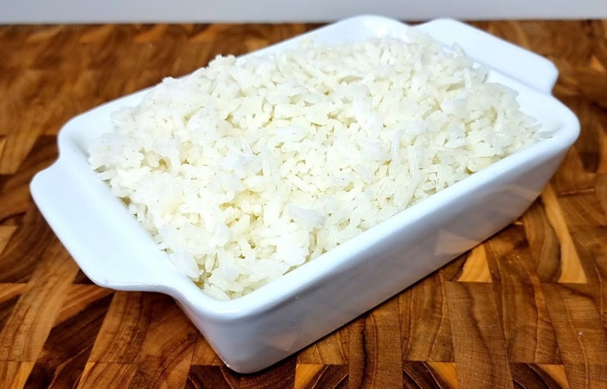 O truque dos restaurantes para deixar o arroz soltinho e saboroso