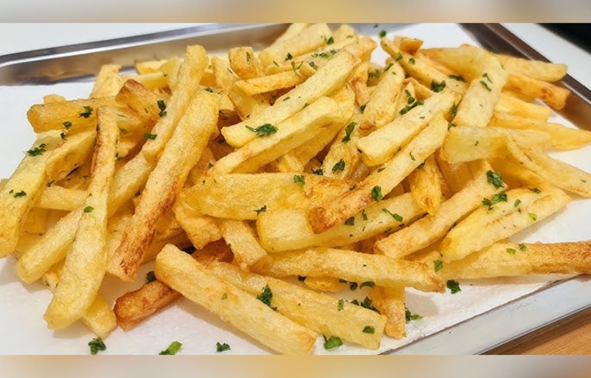 O segredo dos bares para batata frita crocante que não murcha