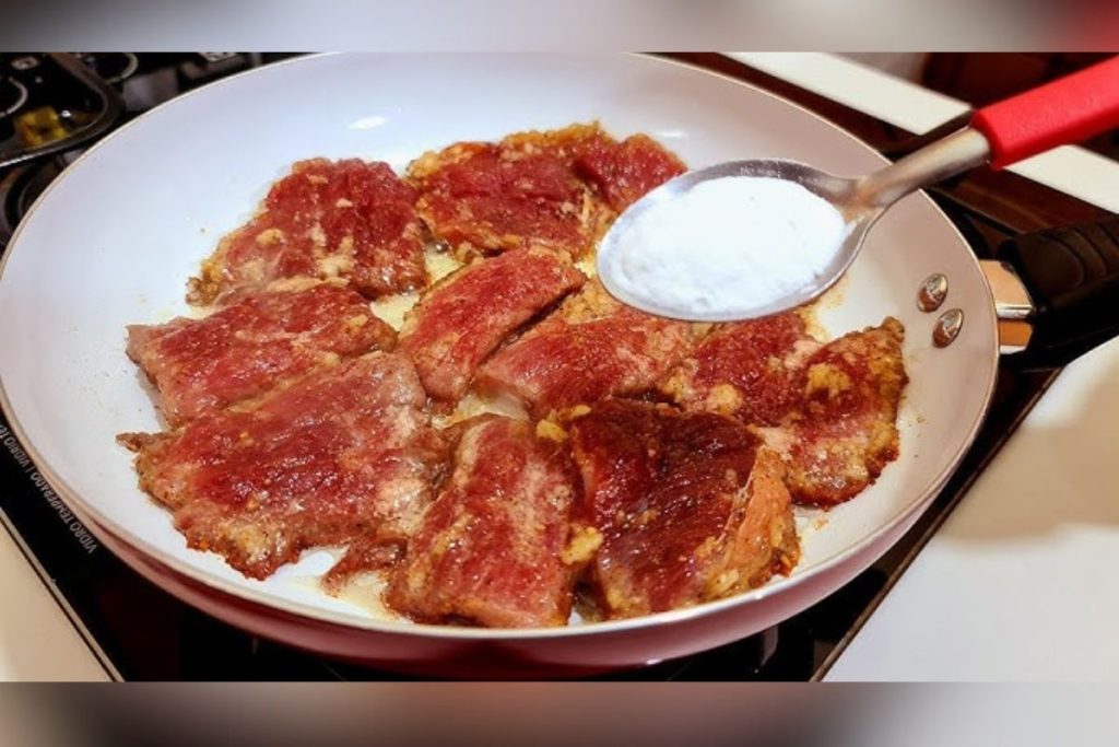 O truque para amaciar qualquer carne e ainda realçar muito o sabor (fica perfeita e só o ouro)