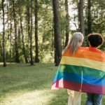 País proíbe casais gays e lésbicos de se tornarem pais