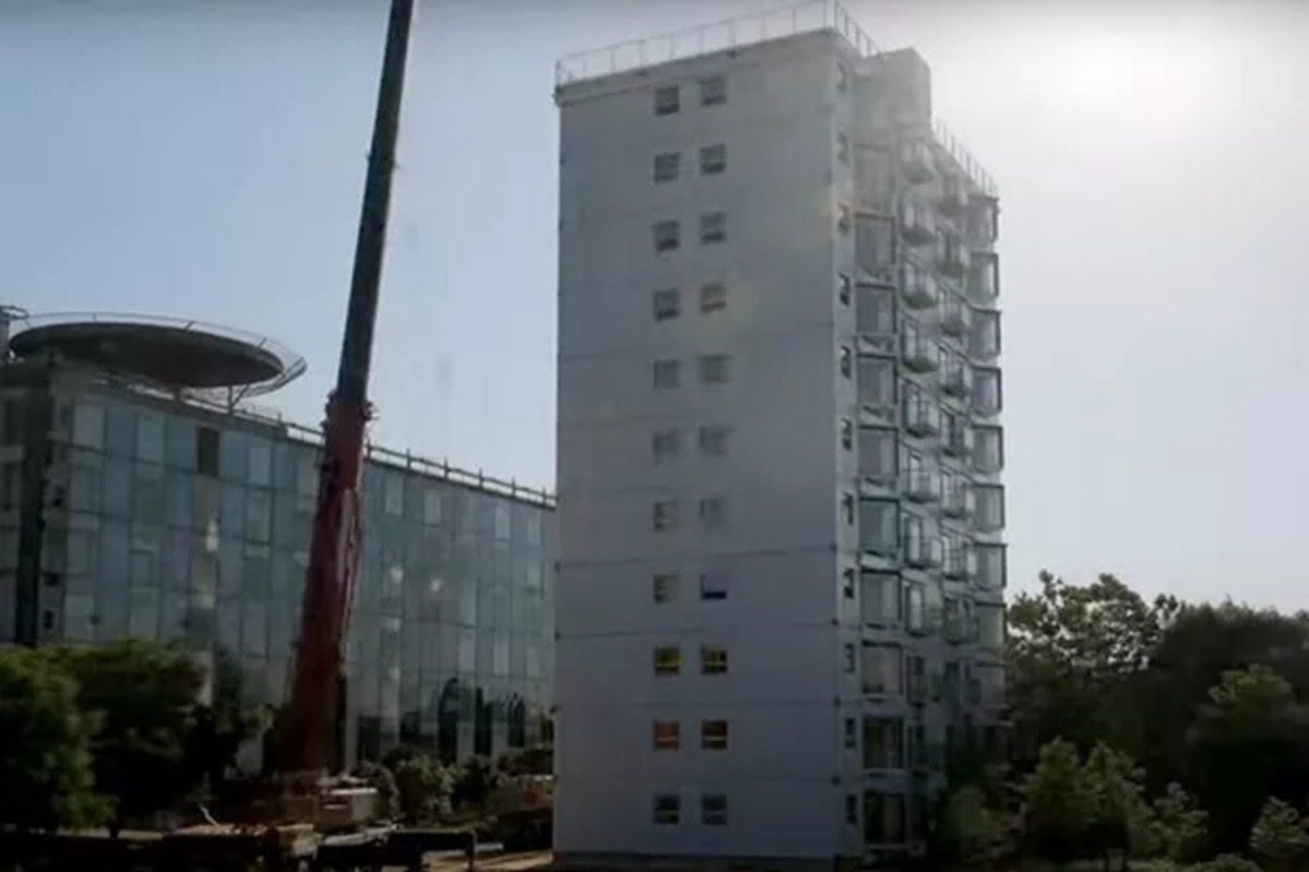Prédio com 10 andares é construído em menos de 29 horas e surpreende