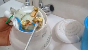 Potencialize o chuveiro da sua casa que está saindo pouca água com este truque ensinado por técnico